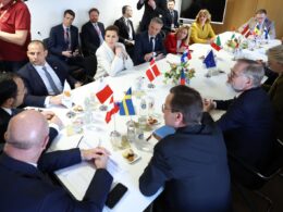 Bloomberg: France and Italy block € 5B EU ammo fund for Ukraine as larger € 40B plan stalls too