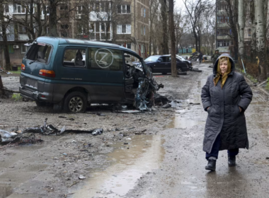 Russia Ukraine war conflinct peace talks Mariupol Z V graffiti