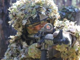 russian forces attempt border probes kharkiv direction signs large-scale attacks military says ukrainian soldier 492027597_1028140842832327_6463885897308723232_n officials have confirmed attempted test defenses oblast emphasized were recorded viktor trehubov spokesperson operational-strategic grouping