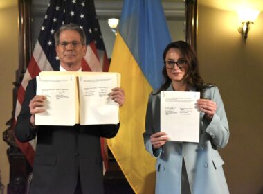 Ukraine's Minister of Economy Yulia Svyrydenko (right) and US Treasury Secretary Scott Bessent (left) signed an agreement to create a joint investment fund aimed at rebuilding Ukraine and attracting global investments to the country.
