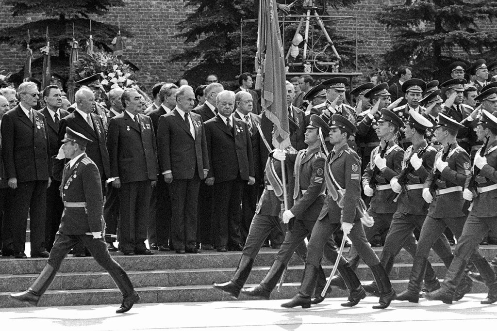 Brezhnev World War 2 parade
