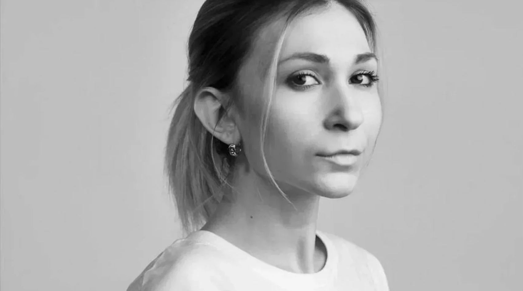 Ukrainian journalist Viktoriia Roshchyna who died in Russian captivity and her body was returned to Ukraine with signs of torture and missing vital organs.