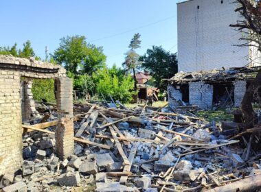 kherson woman killed 26 injured russia’s air artillery strikes aftermath russia's attacks donetsk oblast 21-22 2025 f9a9c066-7466-4785-8faf-0b92f83608da over past 24 hours russia continued ukrainian civilian areas using long-range explosive drones