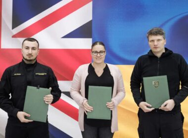 uk uses russian frozen profits back ukraine $3 bn defense deal ukrainian british officials after signing medium_jrs-0845-8e8efbf667 27 2025 ukraine’s ministry announced united kingdom allocate funding era (extraordinary revenue acceleration)