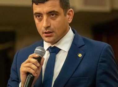 pro-russian simion leads romanian election first round criticizes arms supplies ukraine george presidential candidate far-right alliance union romanians has publicly called immediate ceasefire expressed support president donald trump's approach ending