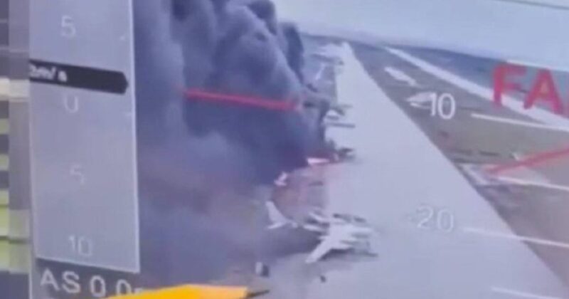 Drone strike spiderweb Ukraine trojan horse Russian airbases