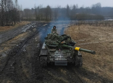 A 1st Heavy Mechanized Brigade tank.