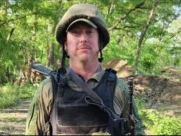 American Derek Huffman enlisted in Russia's army expecting to work as a welder in a repair battalion, but found himself deployed to Ukraine's front lines after just three weeks of training.